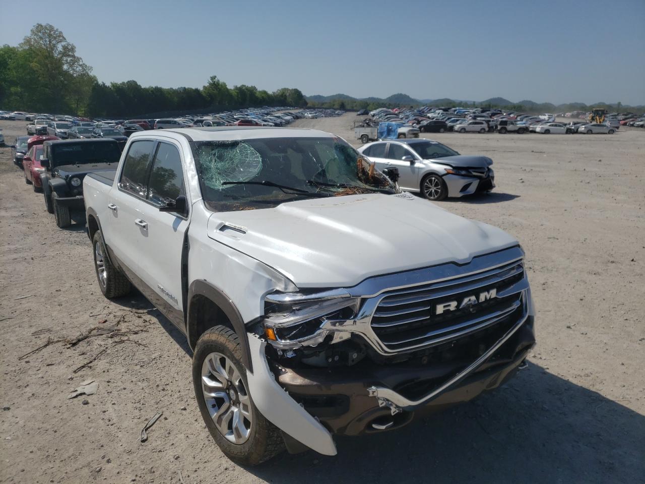 Photo 9 from auction – 2019 RAM 1500 LONGH with VIN 1C6SRFKT1KN887663