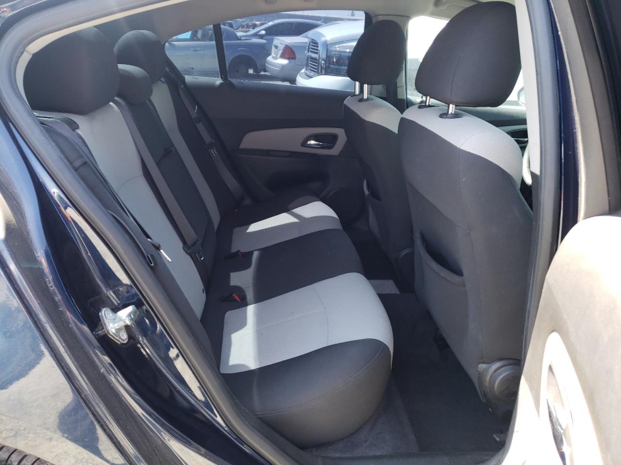 Photo 6 from auction – 2011 CHEVROLET CRUZE LS with VIN 1G1PC5SH6B7126839