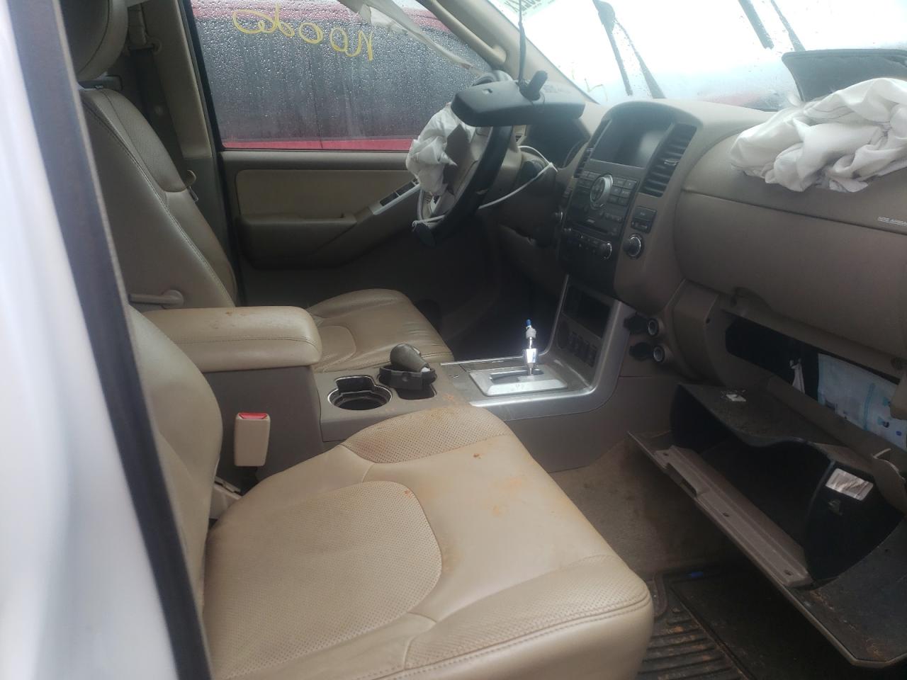 Photo 5 from auction – 2011 NISSAN PATHFINDER with VIN 5N1AR1NN8BC635033