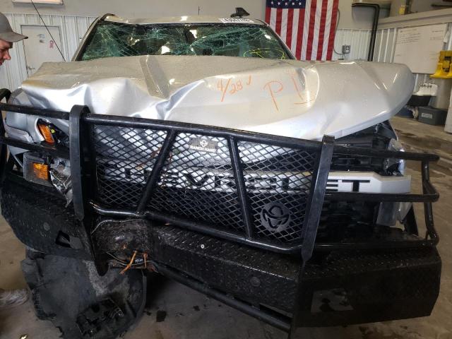 Photo 7 from auction – 2021 CHEVROLET SILVERADO with VIN 1GCRYBEF2MZ259762
