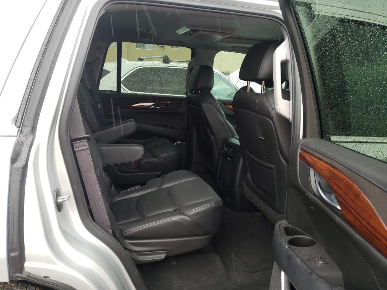 Photo 6 from auction – 2015 CADILLAC ESCALADE L with VIN 1GYS3MKJ2FR667924