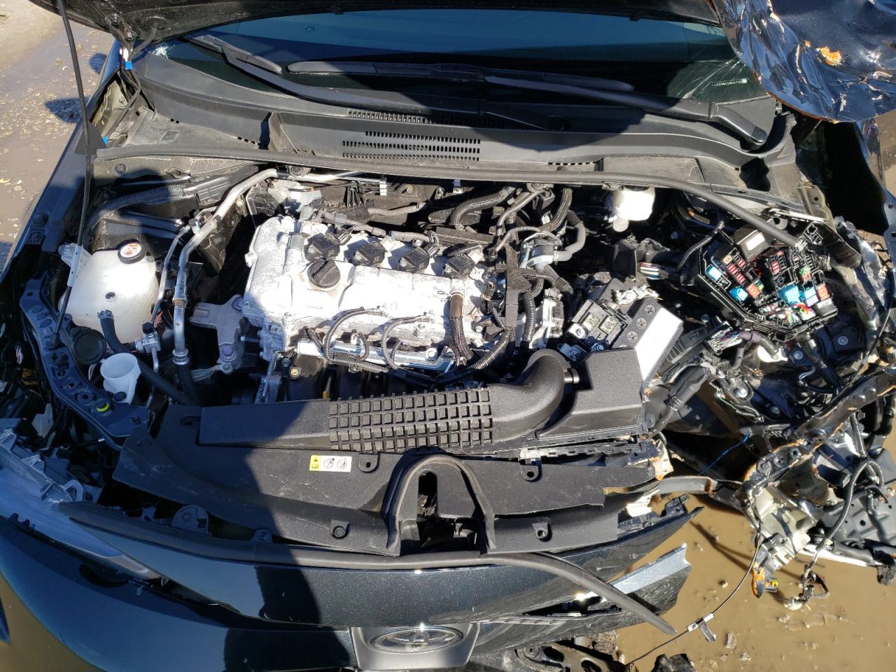 Photo 7 from auction – 2021 TOYOTA COROLLA LE with VIN 5YFEPMAE4MP221129