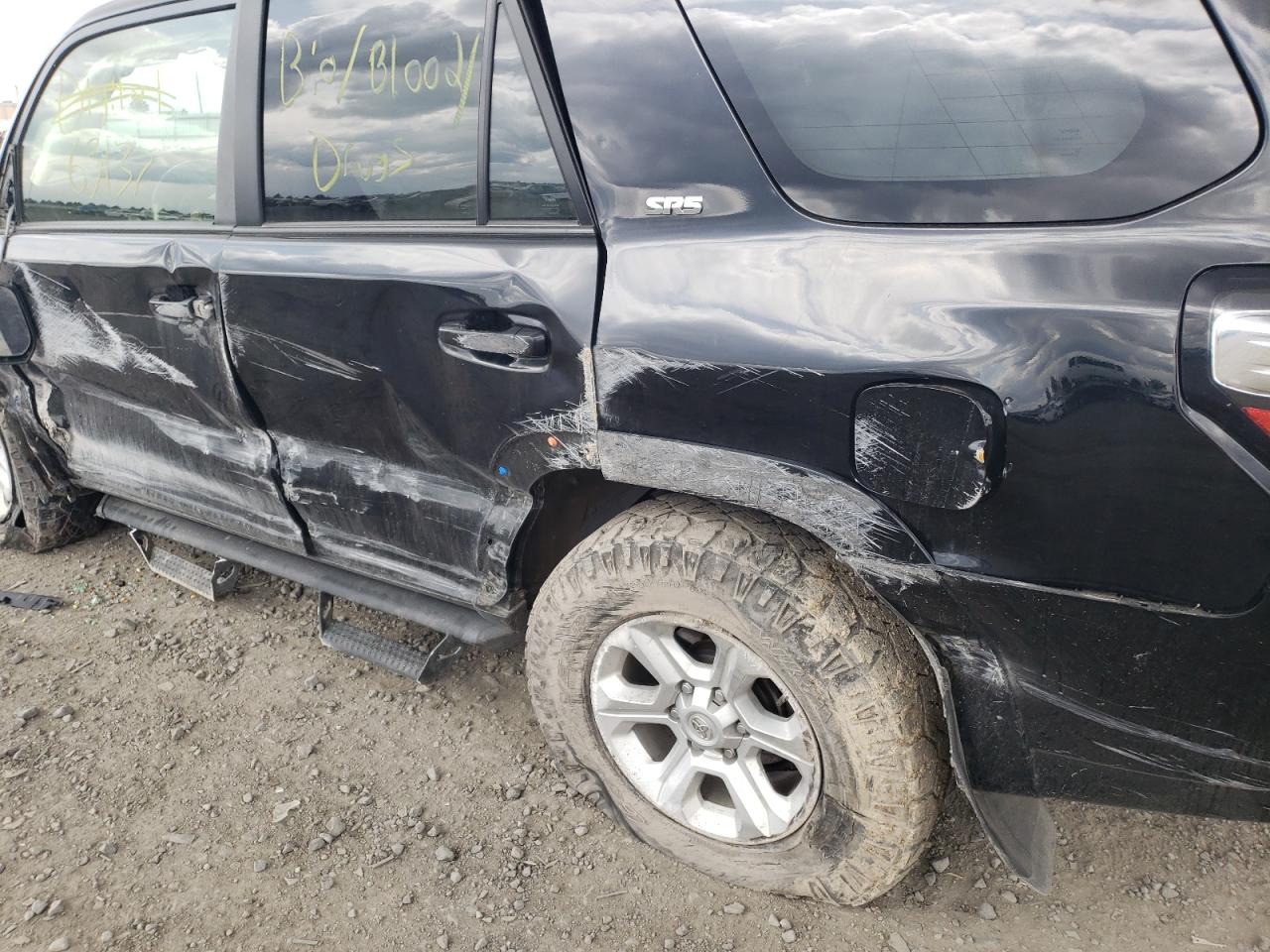 Photo 9 from auction – 2019 TOYOTA 4RUNNER SR with VIN JTEBU5JR5K5636048