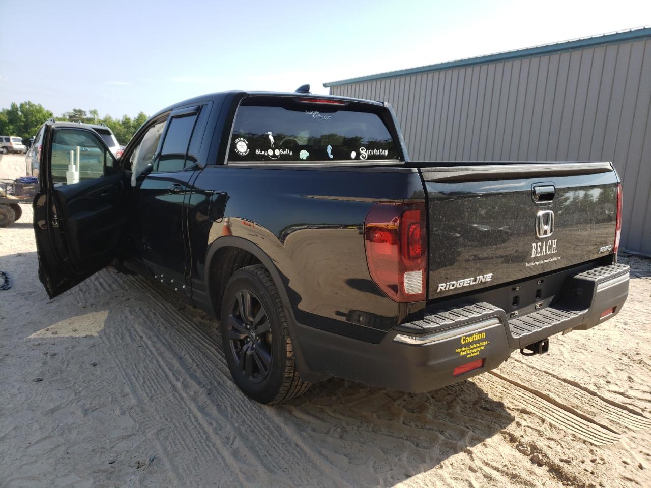 Photo 3 from auction – 2019 HONDA RIDGELINE with VIN 5FPYK3F11KB039898