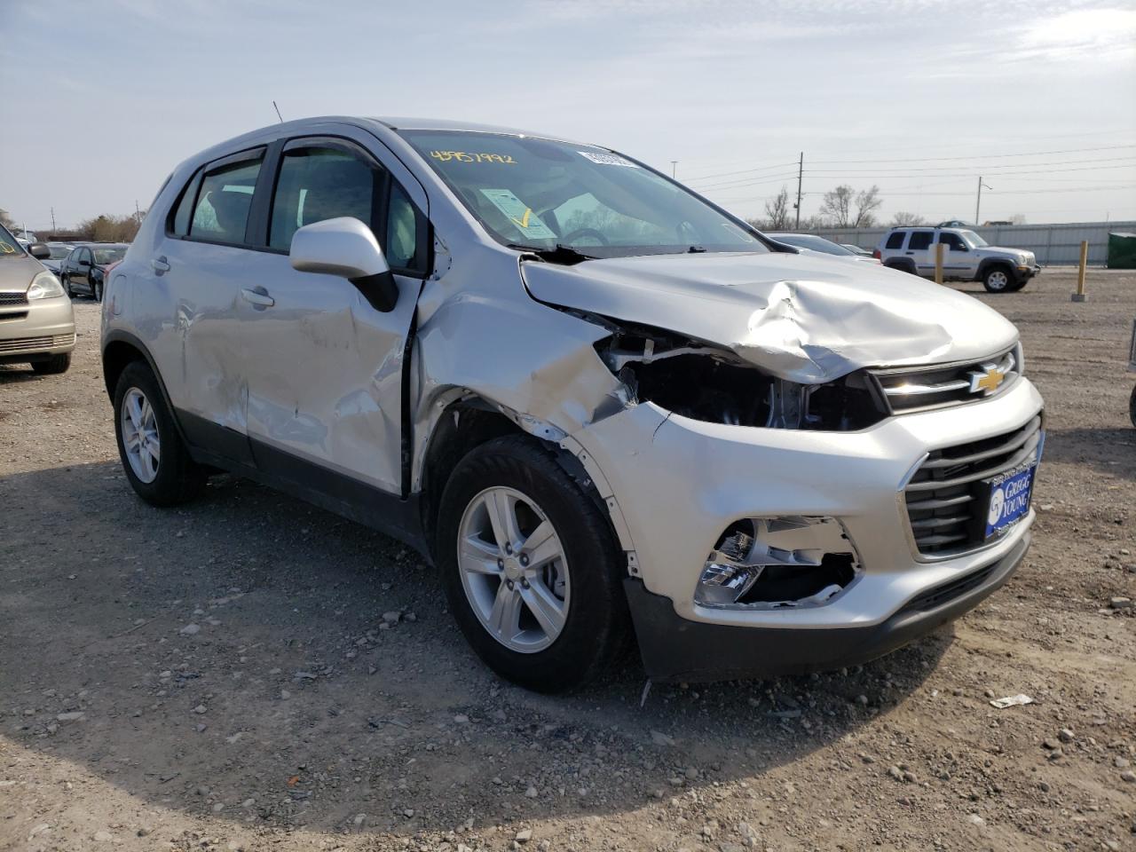 CHEVROLET TRAX LS 2019 with VIN 3GNCJKSB7KL385705 - Photo from auction