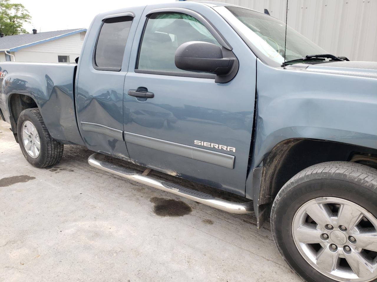 Photo 9 from auction – 2013 GMC SIERRA K15 with VIN 1GTR2VE75DZ111049