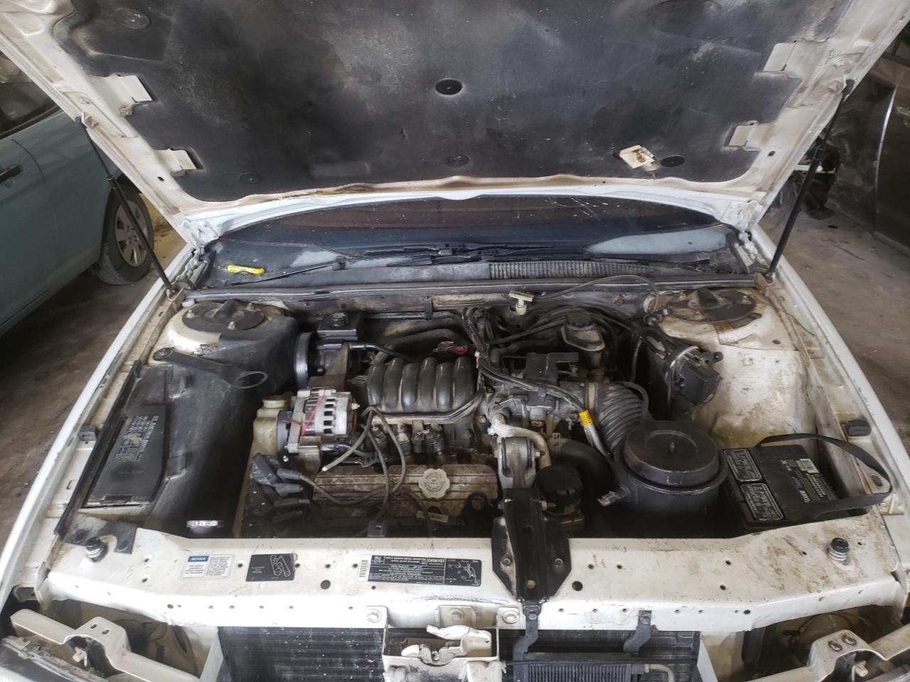 Photo 7 from auction – 1993 BUICK REGAL CUST with VIN 2G4WB54L2P1457490