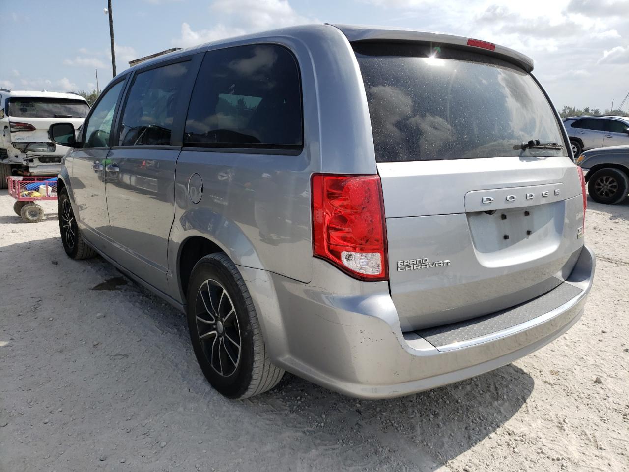 Photo 3 from auction – 2019 DODGE GRAND CARA with VIN 2C4RDGEG5KR640563