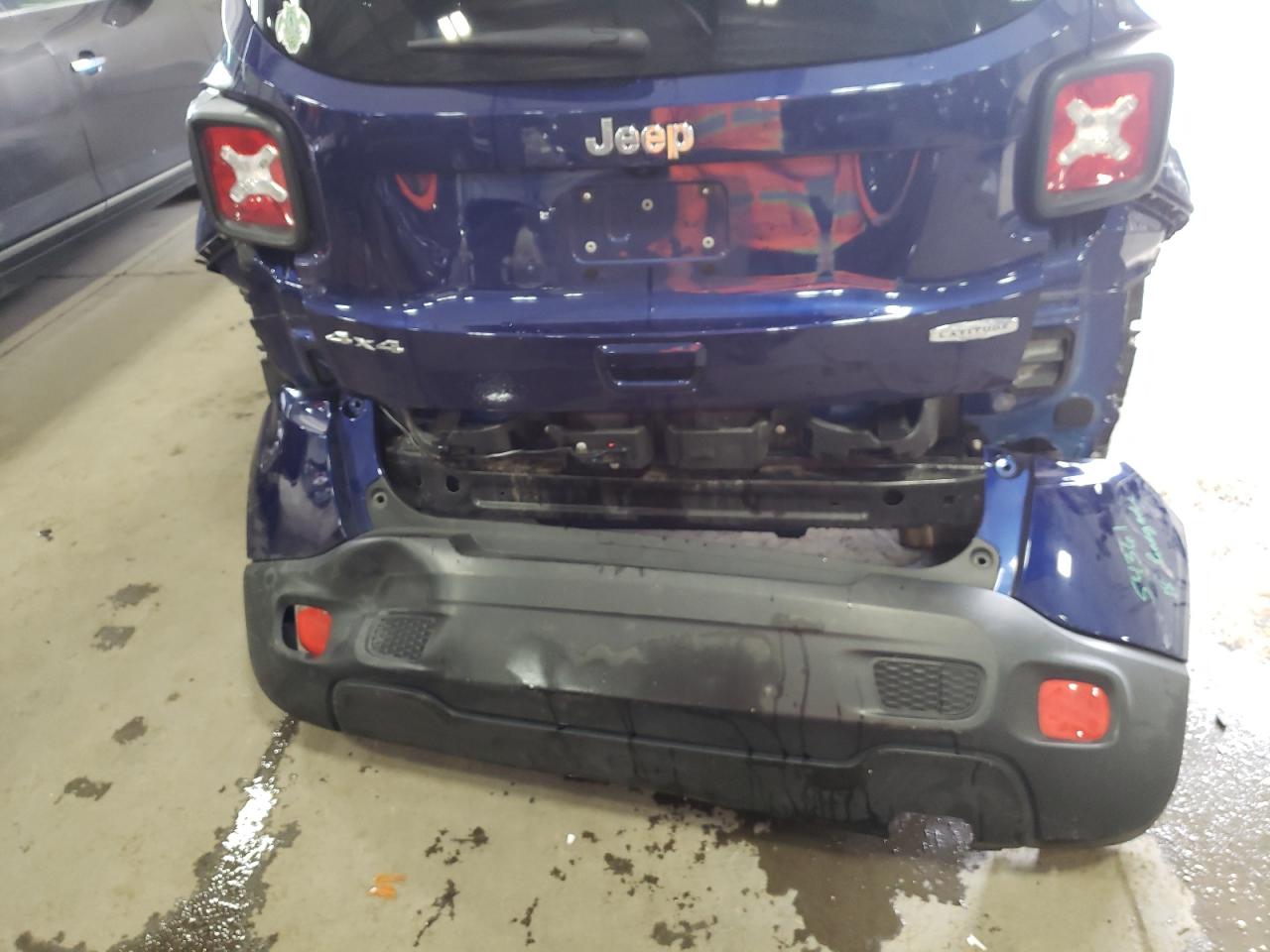 Photo 9 from auction – 2018 JEEP RENEGADE L with VIN ZACCJBBB7JPJ38860
