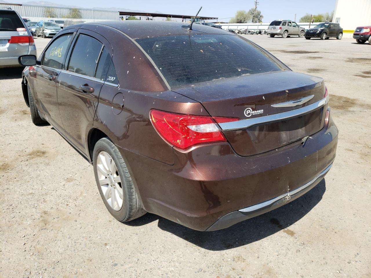Photo 3 from auction – 2013 CHRYSLER 200 TOURIN with VIN 1C3CCBBB0DN672104