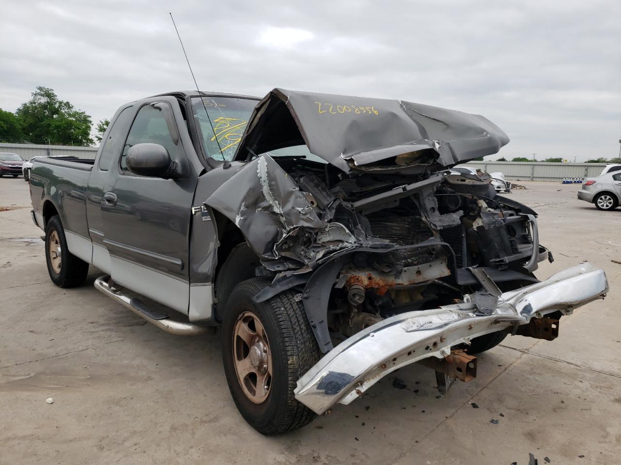 FORD F150 2002 with VIN 1FTRX17W62NA34629 - Photo from auction