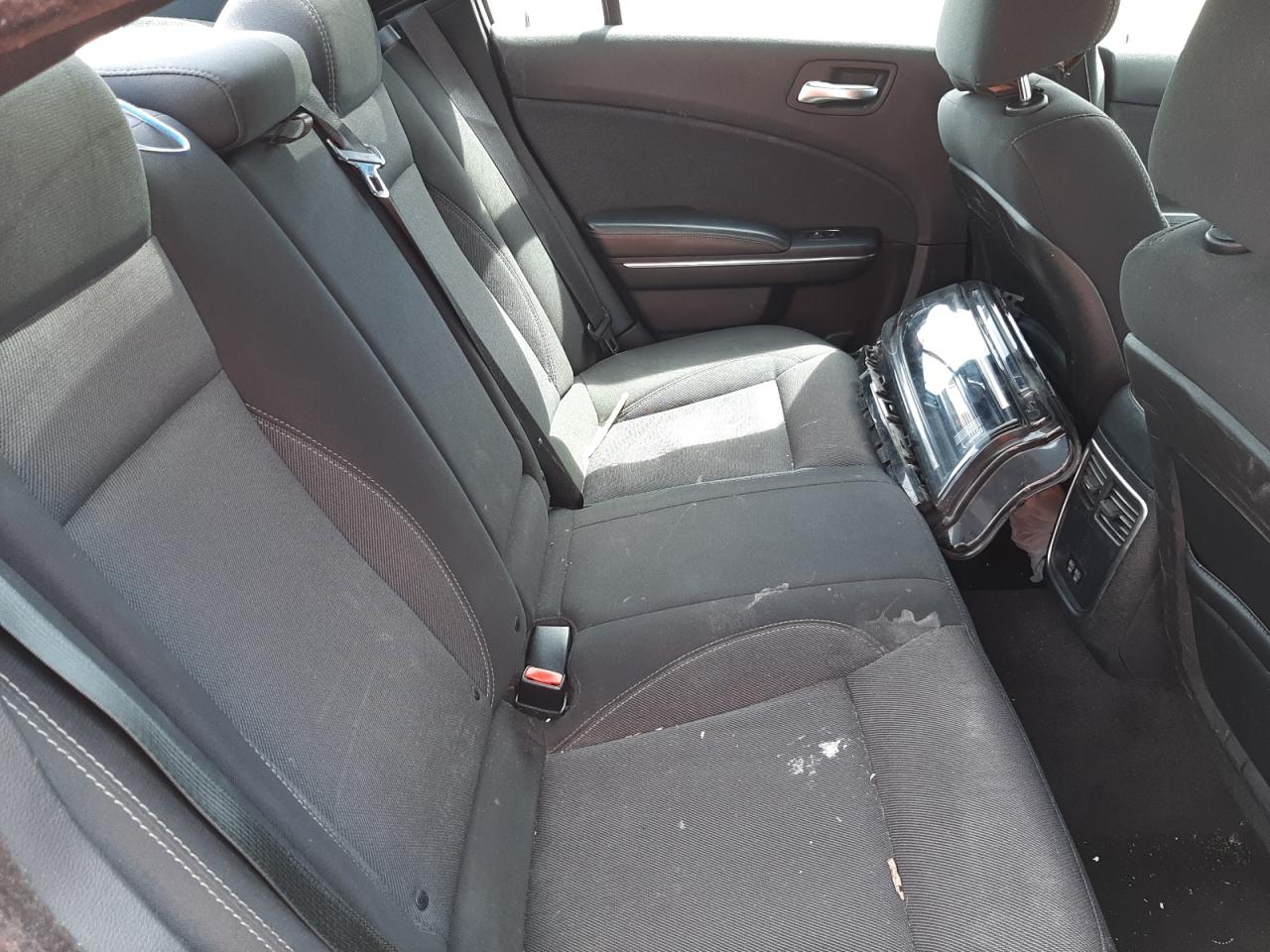 Photo 6 from auction – 2015 DODGE CHARGER SE with VIN 2C3CDXBG3FH717070