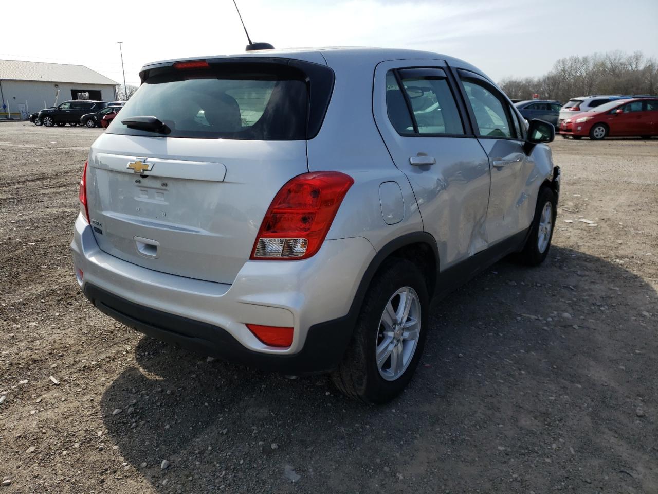 Photo 4 from auction – 2019 CHEVROLET TRAX LS with VIN 3GNCJKSB7KL385705