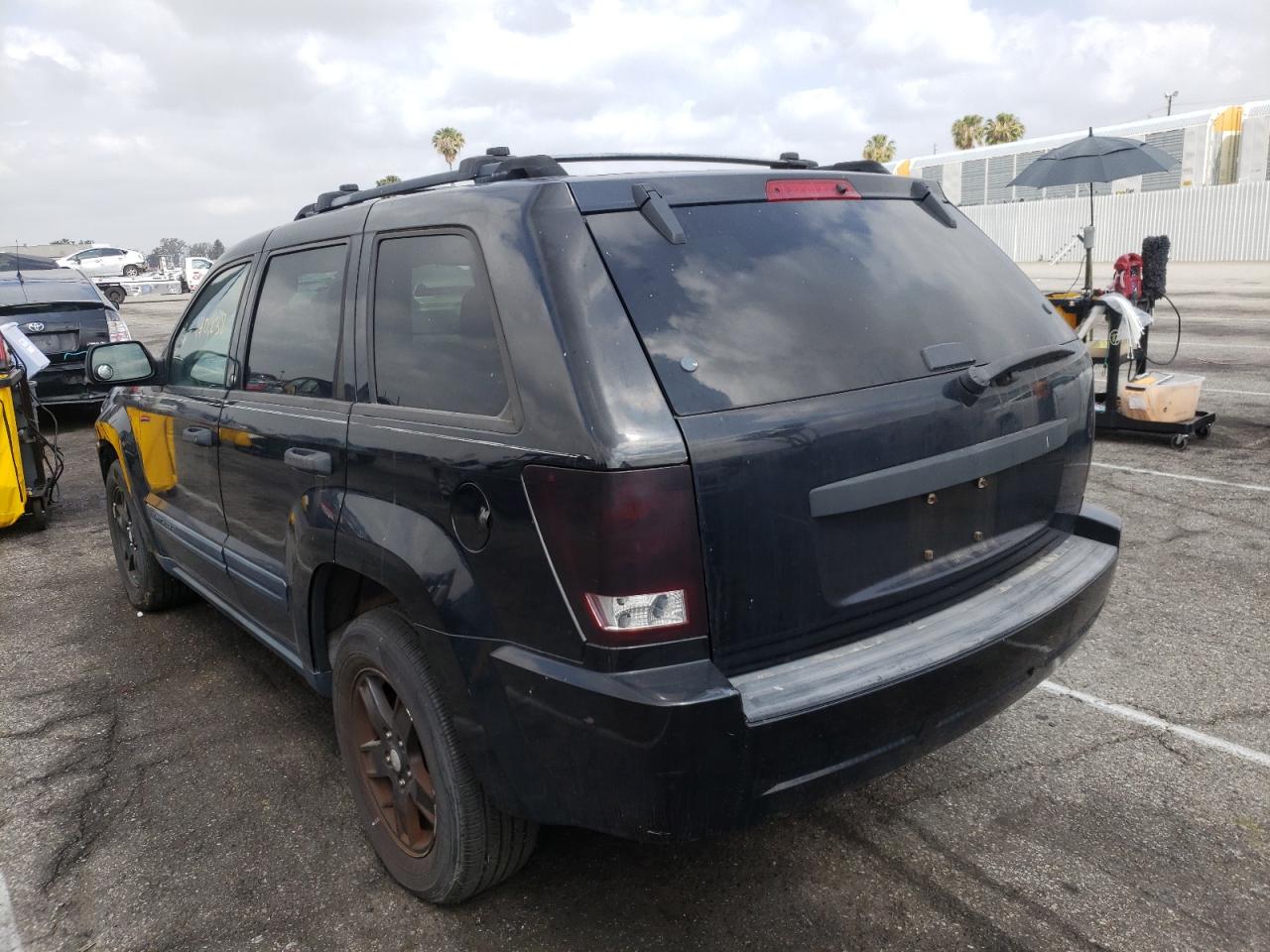 Photo 3 from auction – 2005 JEEP GRAND CHER with VIN 1J4GR48K55C543751