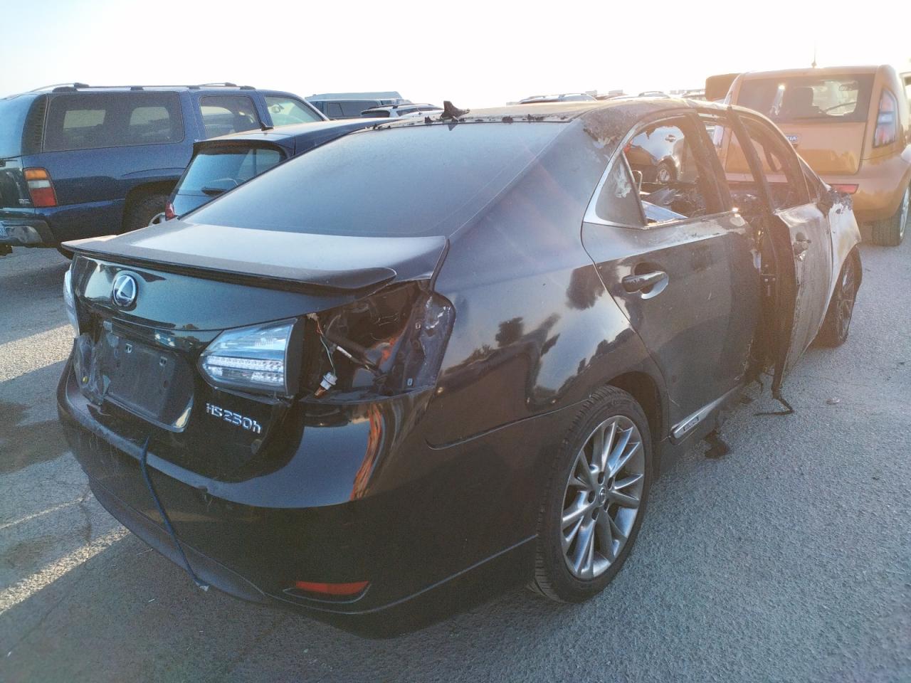 Photo 4 from auction – 2010 LEXUS HS 250H with VIN JTHBB1BA9A2023666
