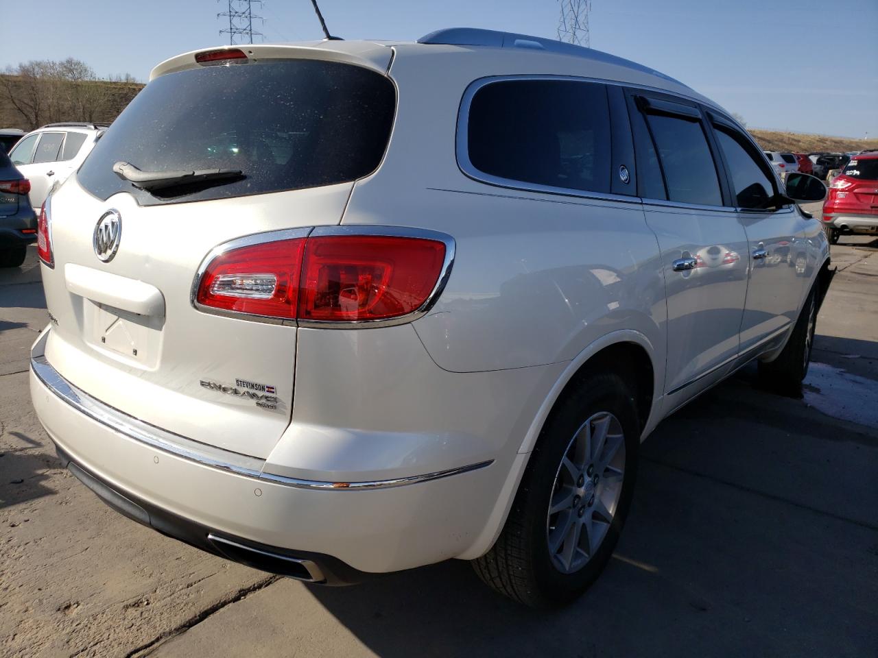 Photo 4 from auction – 2014 BUICK ENCLAVE with VIN 5GAKVBKD0EJ211367
