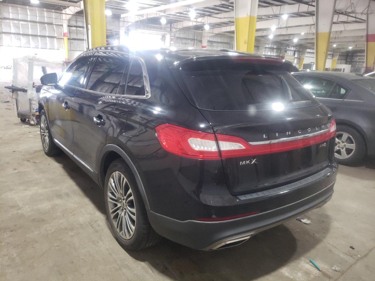 Photo 3 from auction – 2016 LINCOLN MKX RESERV with VIN 2LMTJ8LR0GBL30135