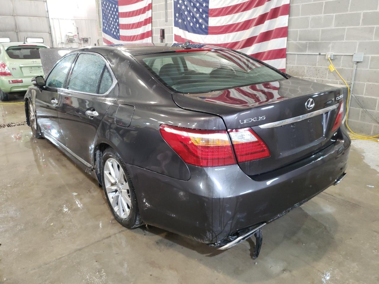 Photo 3 from auction – 2010 LEXUS LS 460L with VIN JTHDL5EF8A5001418