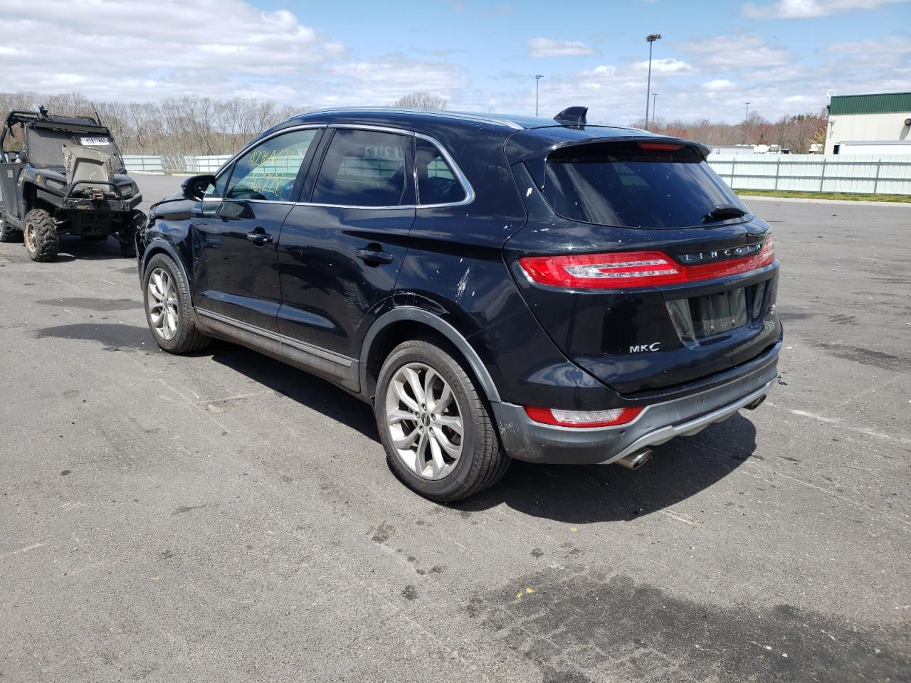Photo 3 from auction – 2015 LINCOLN MKC with VIN 5LMCJ1A98FUJ26646