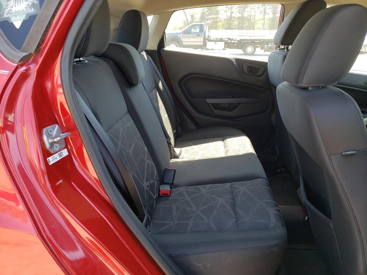 Photo 6 from auction – 2011 FORD FIESTA SES with VIN 3FADP4FJ9BM146018
