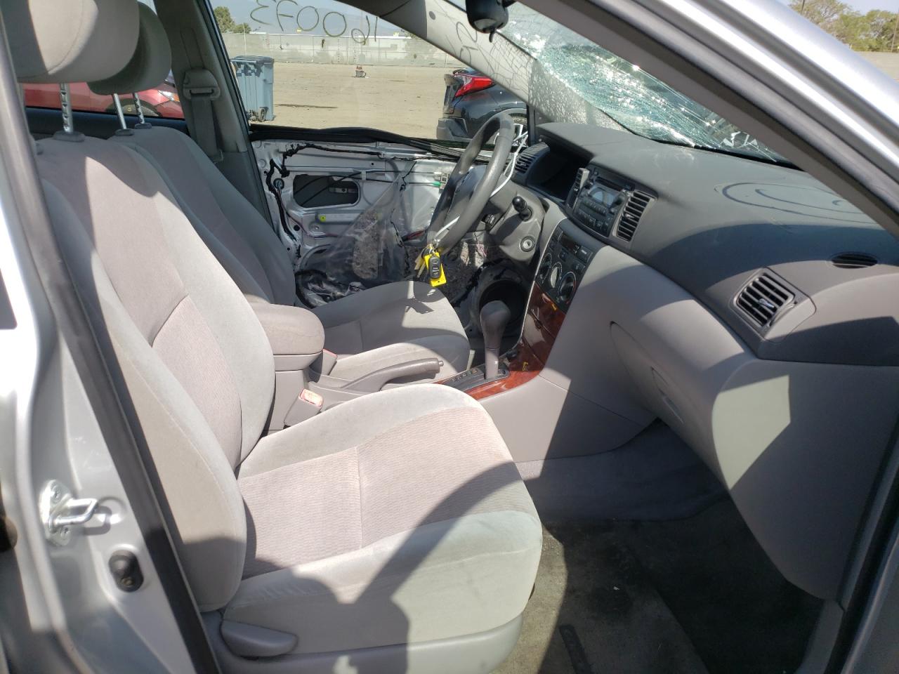 Photo 5 from auction – 2006 TOYOTA COROLLA CE with VIN JTDBR32E460091467