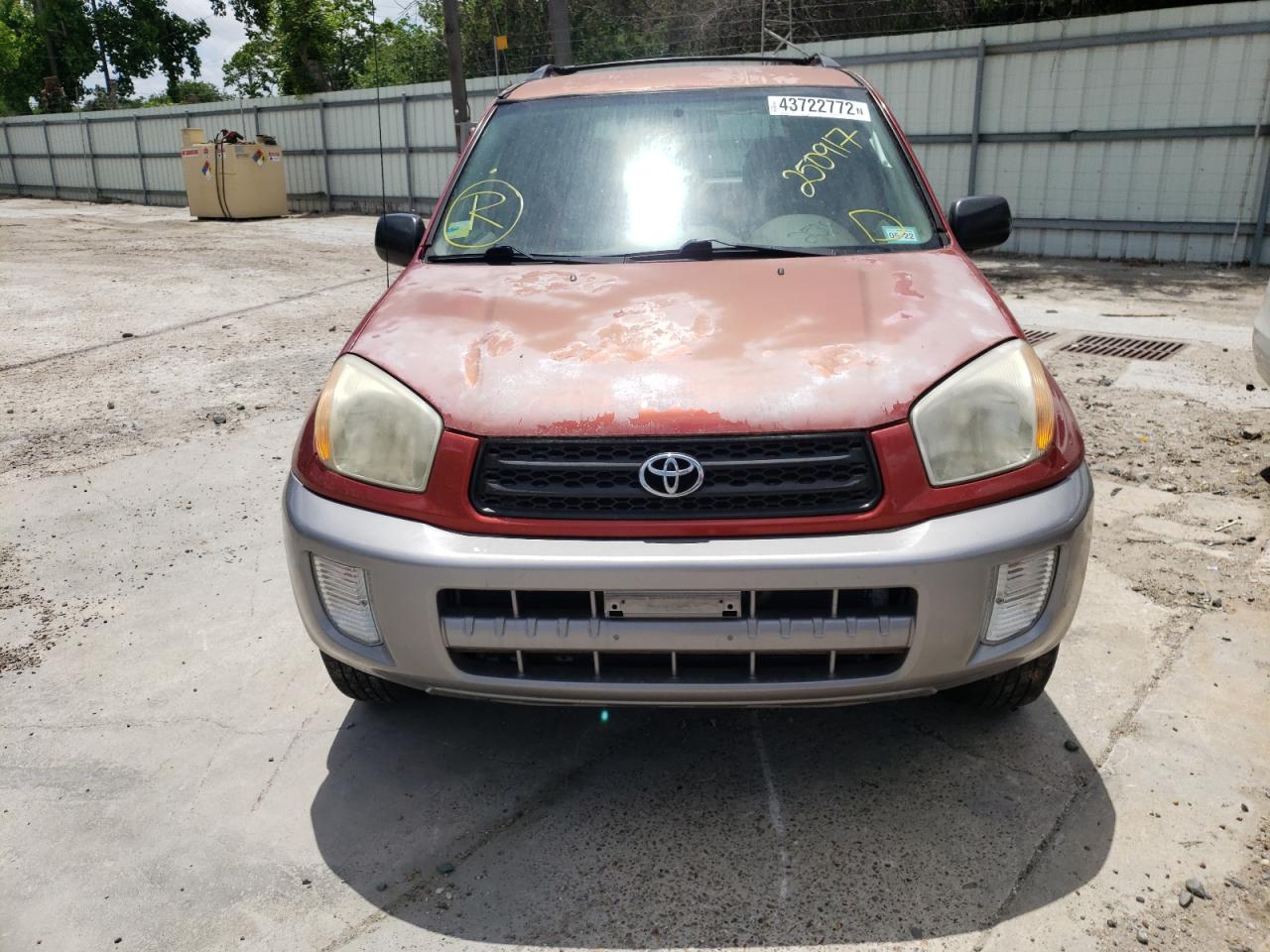 Photo 9 from auction – 2003 TOYOTA RAV4 with VIN JTEHH20V330250917