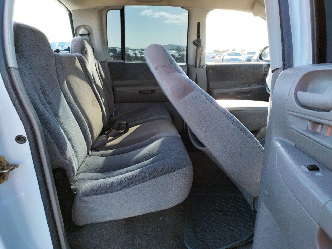 Photo 6 from auction – 2004 DODGE DAKOTA QUA with VIN 1D7HL38N24S576846