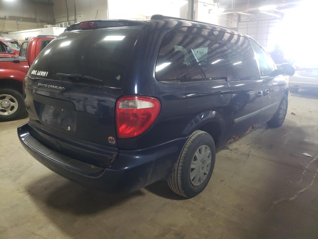 Photo 4 from auction – 2006 DODGE GR CARAVAN with VIN 1D4GP24R45B179673