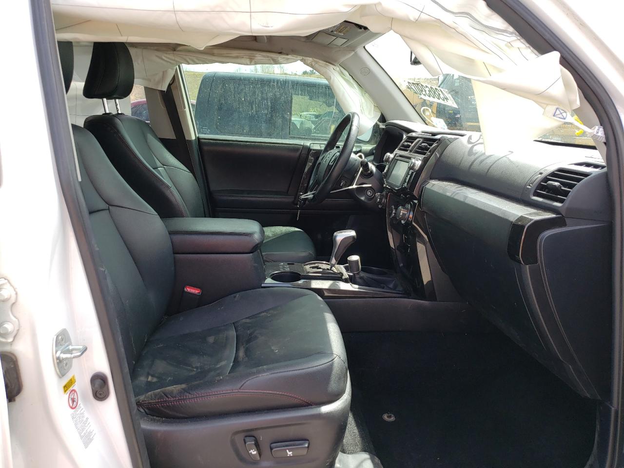 Photo 5 from auction – 2016 TOYOTA 4RUNNER SR with VIN JTEBU5JR8G5339119