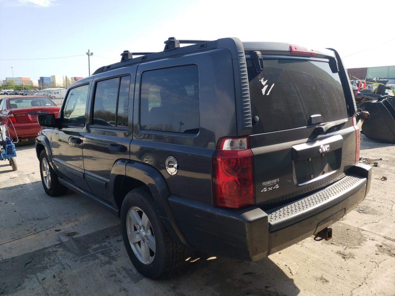 Photo 3 from auction – 2006 JEEP COMMANDER with VIN 1J8HG48N06C104154