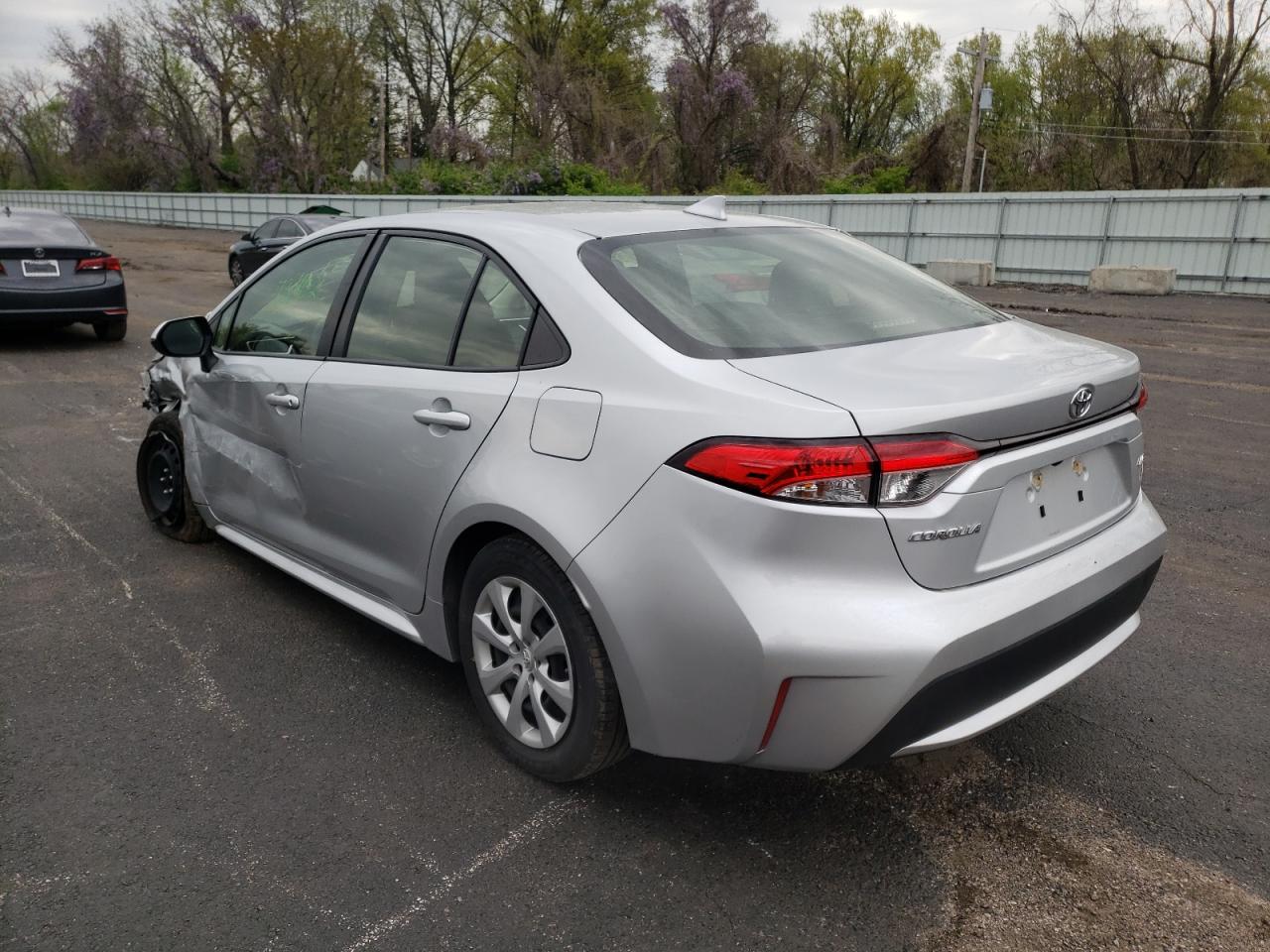 Photo 3 from auction – 2020 TOYOTA COROLLA LE with VIN JTDEPRAE2LJ017848