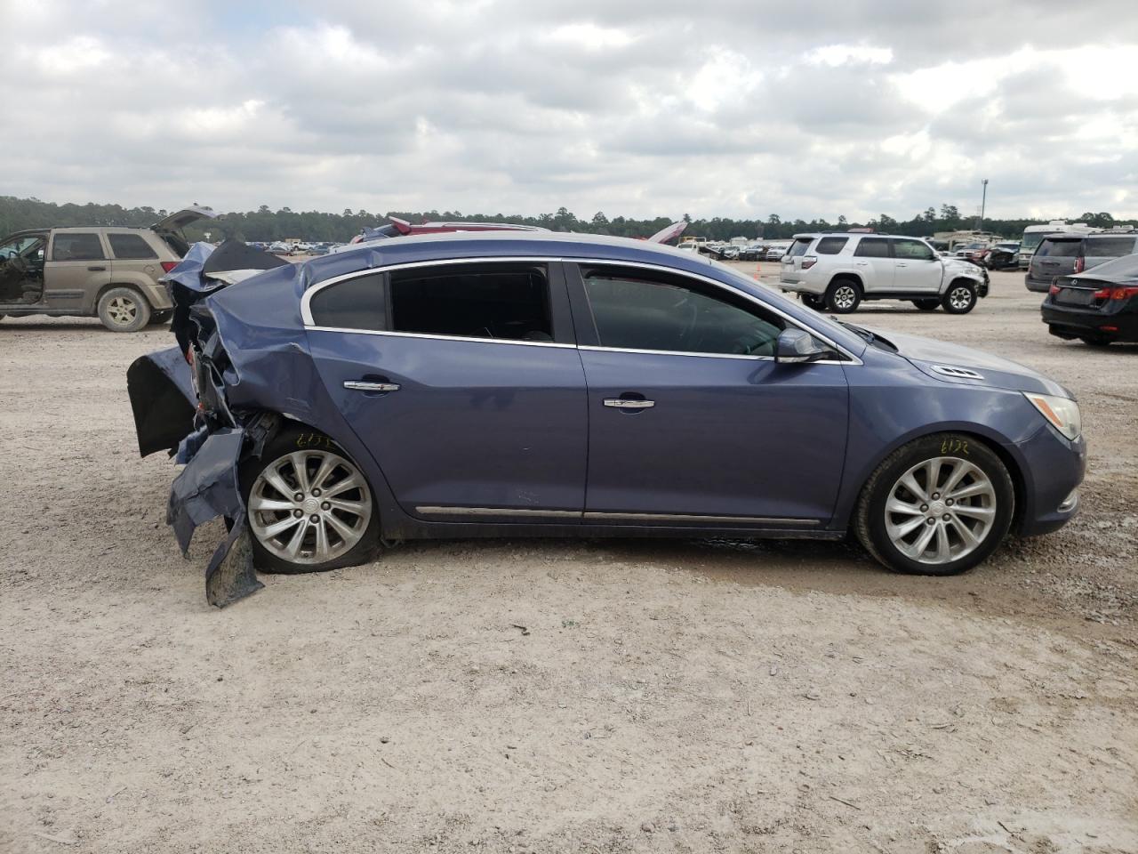 Photo 9 from auction – 2014 BUICK LACROSSE with VIN 1G4GB5GR9EF263209