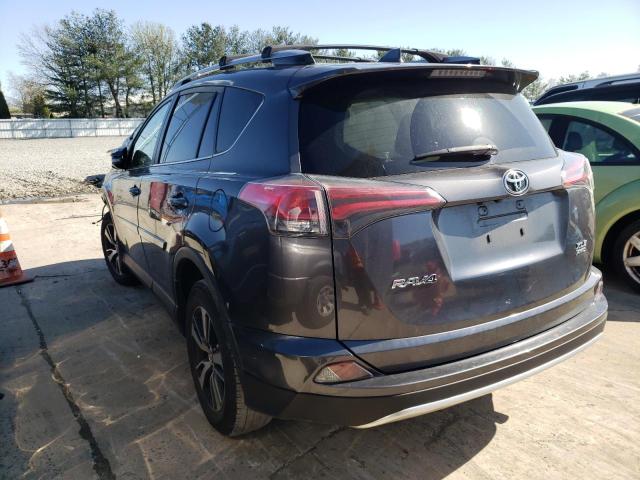 Photo 3 from auction – 2017 TOYOTA RAV4 XLE with VIN JTMRFREV5HJ700603