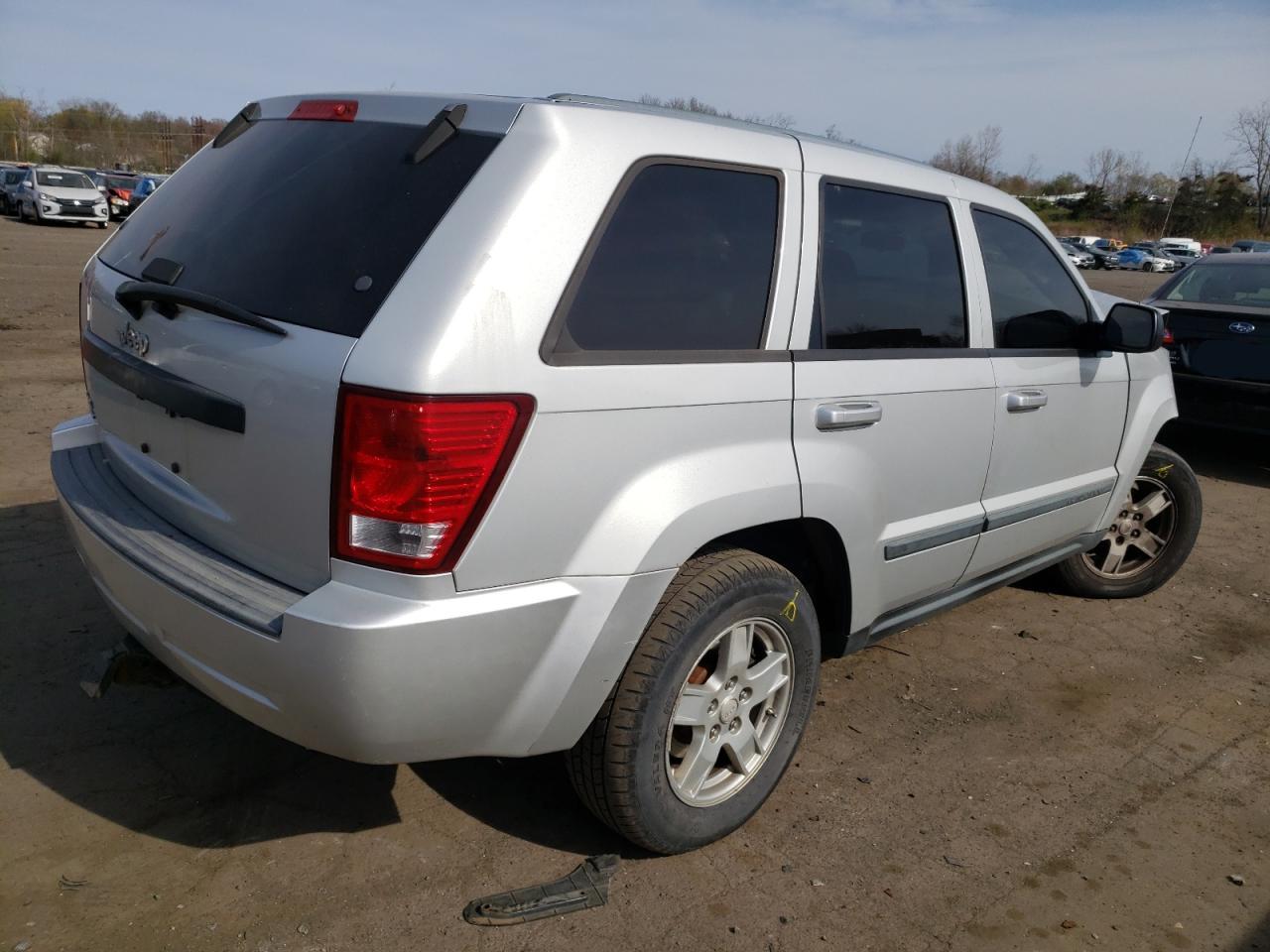 Photo 4 from auction – 2007 JEEP GRAND CHER with VIN 1J8GR48K17C655626