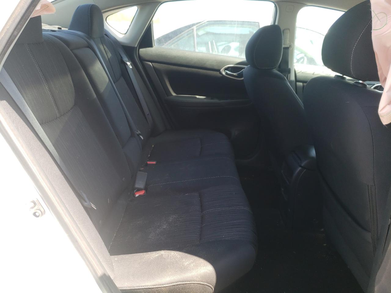 Photo 6 from auction – 2017 NISSAN SENTRA S with VIN 3N1AB7AP2HY236947