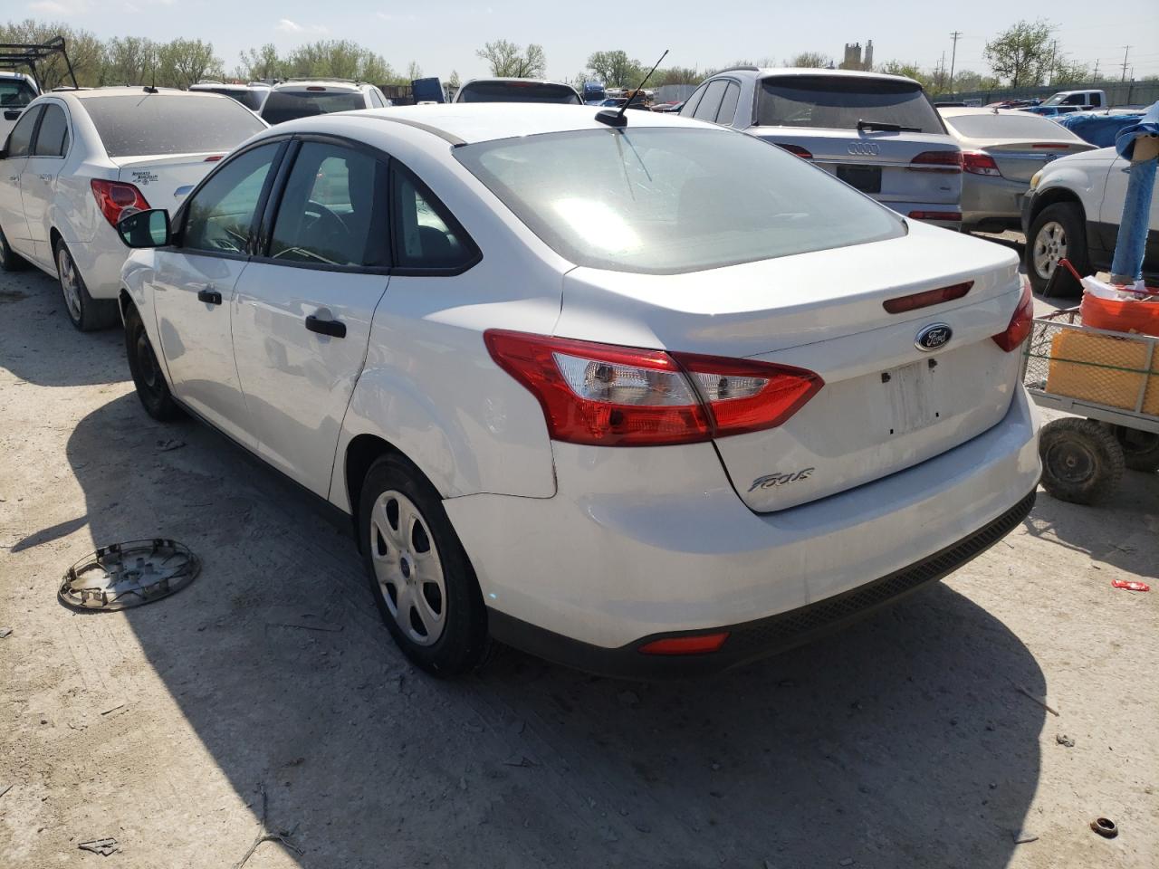 Photo 3 from auction – 2013 FORD FOCUS S with VIN 1FADP3E28DL158749