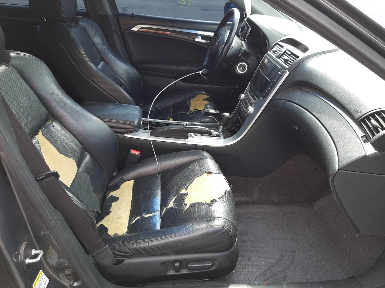 Photo 5 from auction – 2008 ACURA TL with VIN 19UUA66208A045215