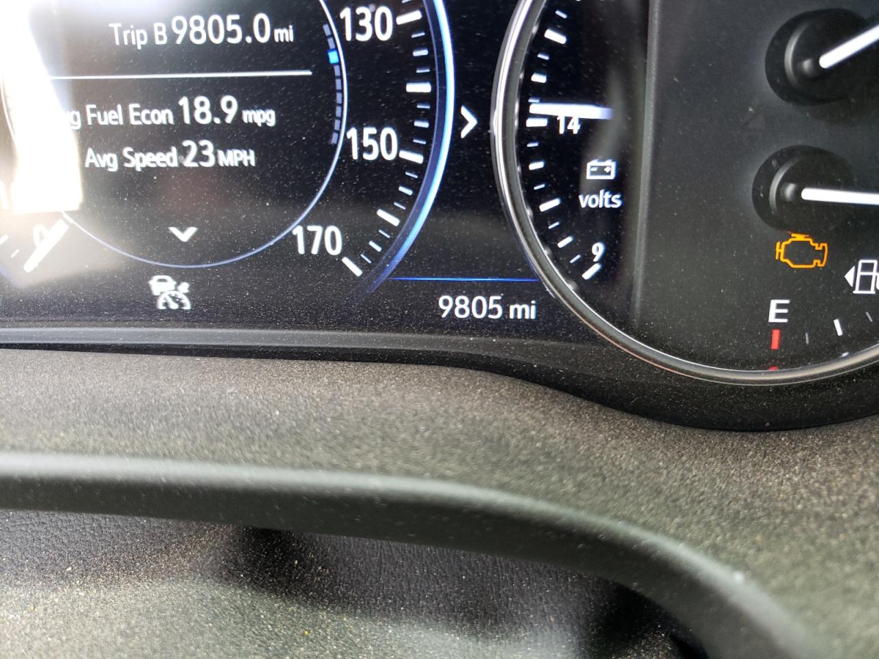 Photo 8 from auction – 2021 BUICK ENCLAVE AV with VIN 5GAEVCKW7MJ172893