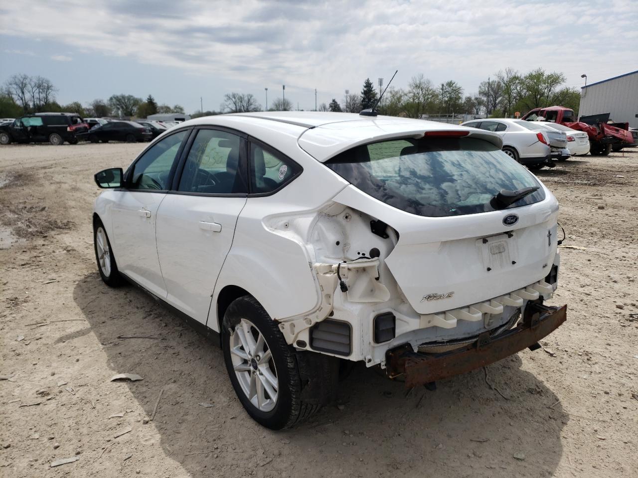 Photo 3 from auction – 2017 FORD FOCUS SE with VIN 1FADP3K22HL218969
