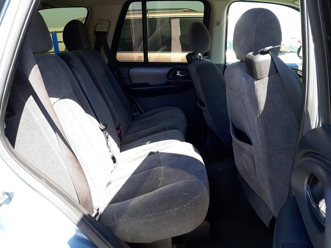 Photo 6 from auction – 2006 CHEVROLET TRAILBLAZE with VIN 1GNDS13S562304413