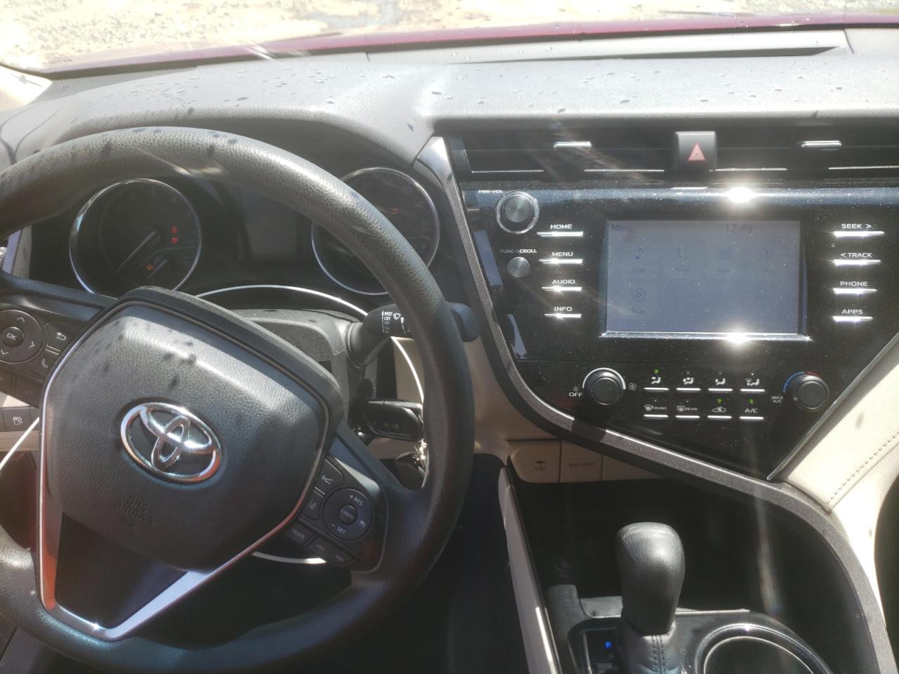 Photo 9 from auction – 2018 TOYOTA CAMRY L with VIN 4T1B11HK4JU650778