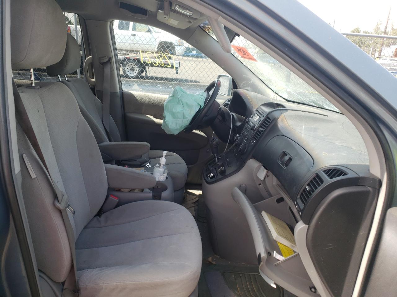 Photo 5 from auction – 2007 HYUNDAI ENTOURAGE with VIN KNDMC233X76032343