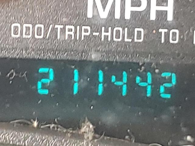 Photo 8 from auction – 2003 CHEVROLET BLAZER with VIN 1GNDT13XX3K178098