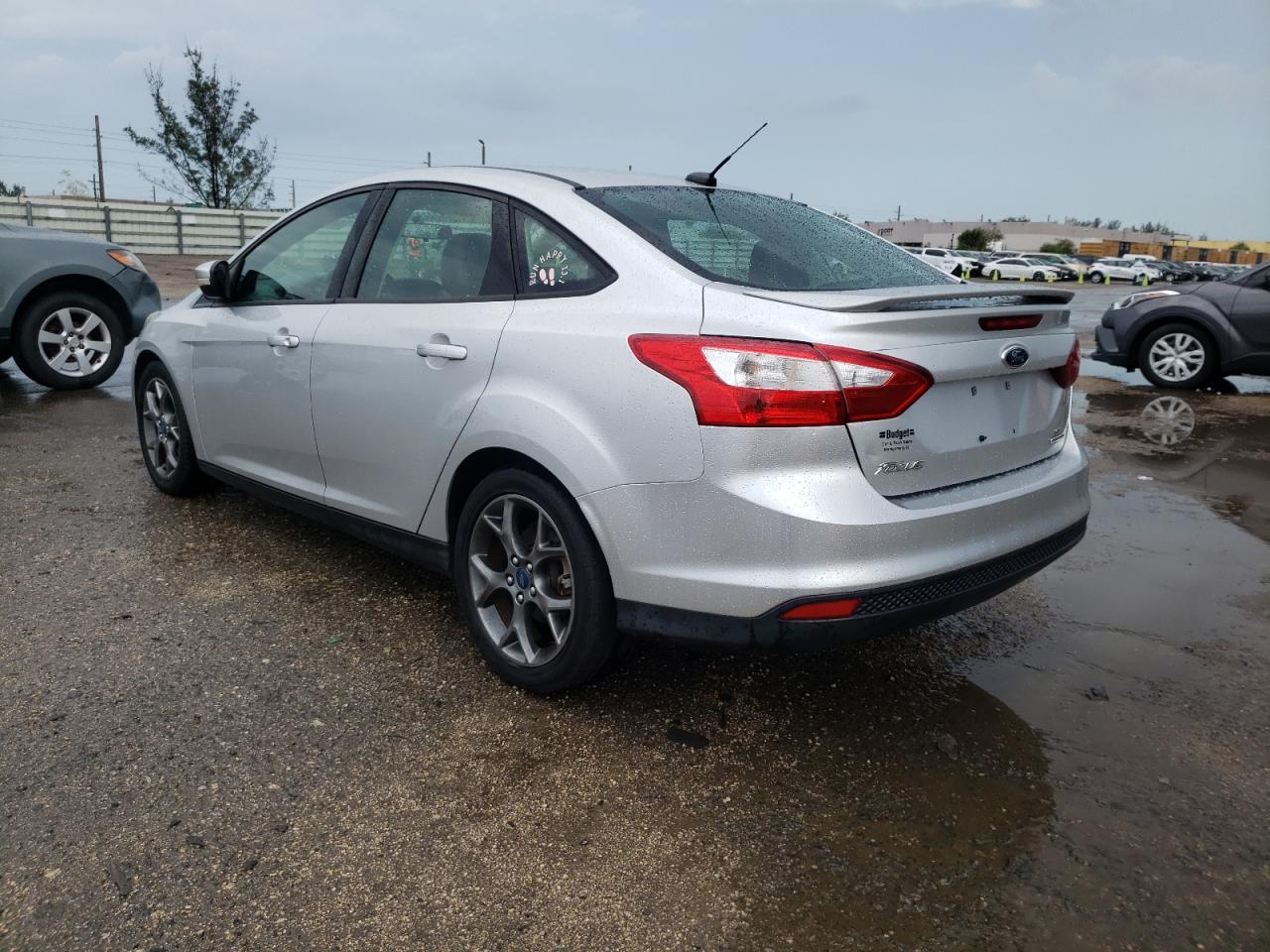 Photo 3 from auction – 2013 FORD FOCUS SE with VIN 1FADP3F29DL223428
