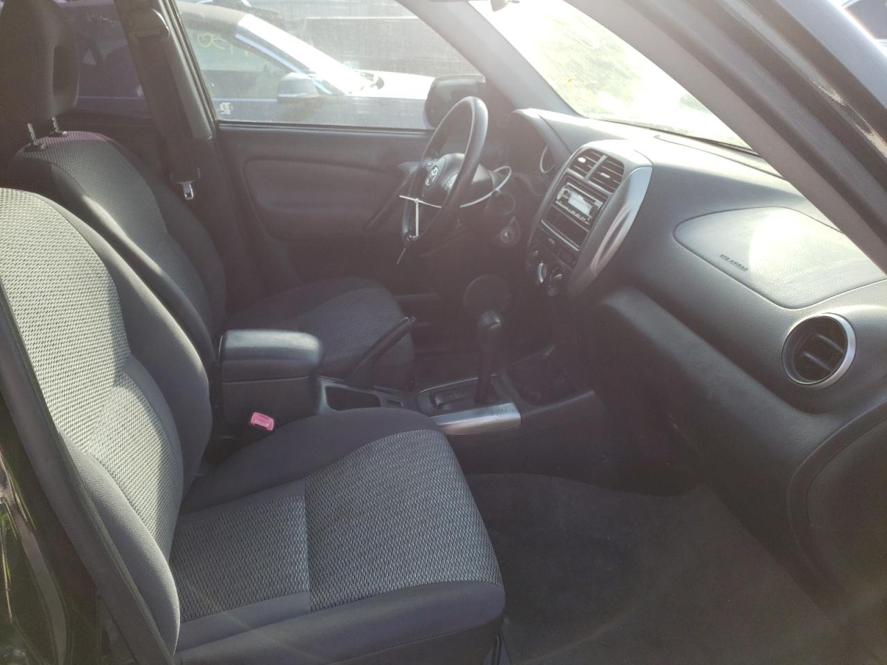 Photo 5 from auction – 2005 TOYOTA RAV4 with VIN JTEHD20V356045917