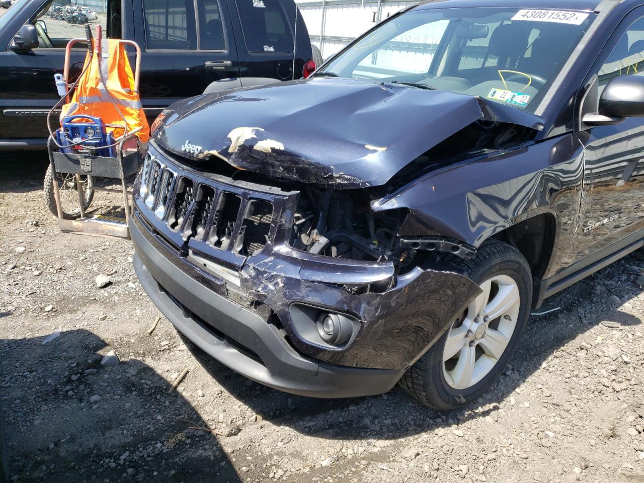 Photo 9 from auction – 2011 JEEP COMPASS SP with VIN 1J4NF1FB4BD223540