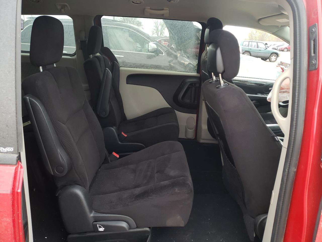 Photo 6 from auction – 2014 DODGE GRAND CARA with VIN 2C4RDGCG9ER263985