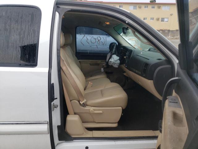 Photo 5 from auction – 2010 CHEVROLET SILVERADO with VIN 1GCSCSE06AZ106065