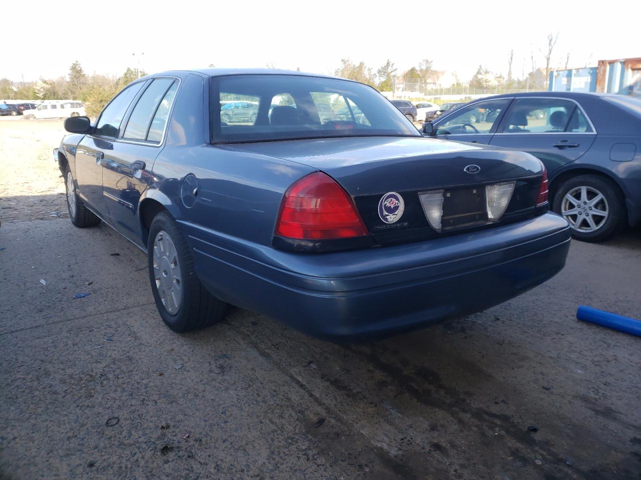 Photo 3 from auction – 2008 FORD CROWN VICT with VIN 2FAHP71V88X148675
