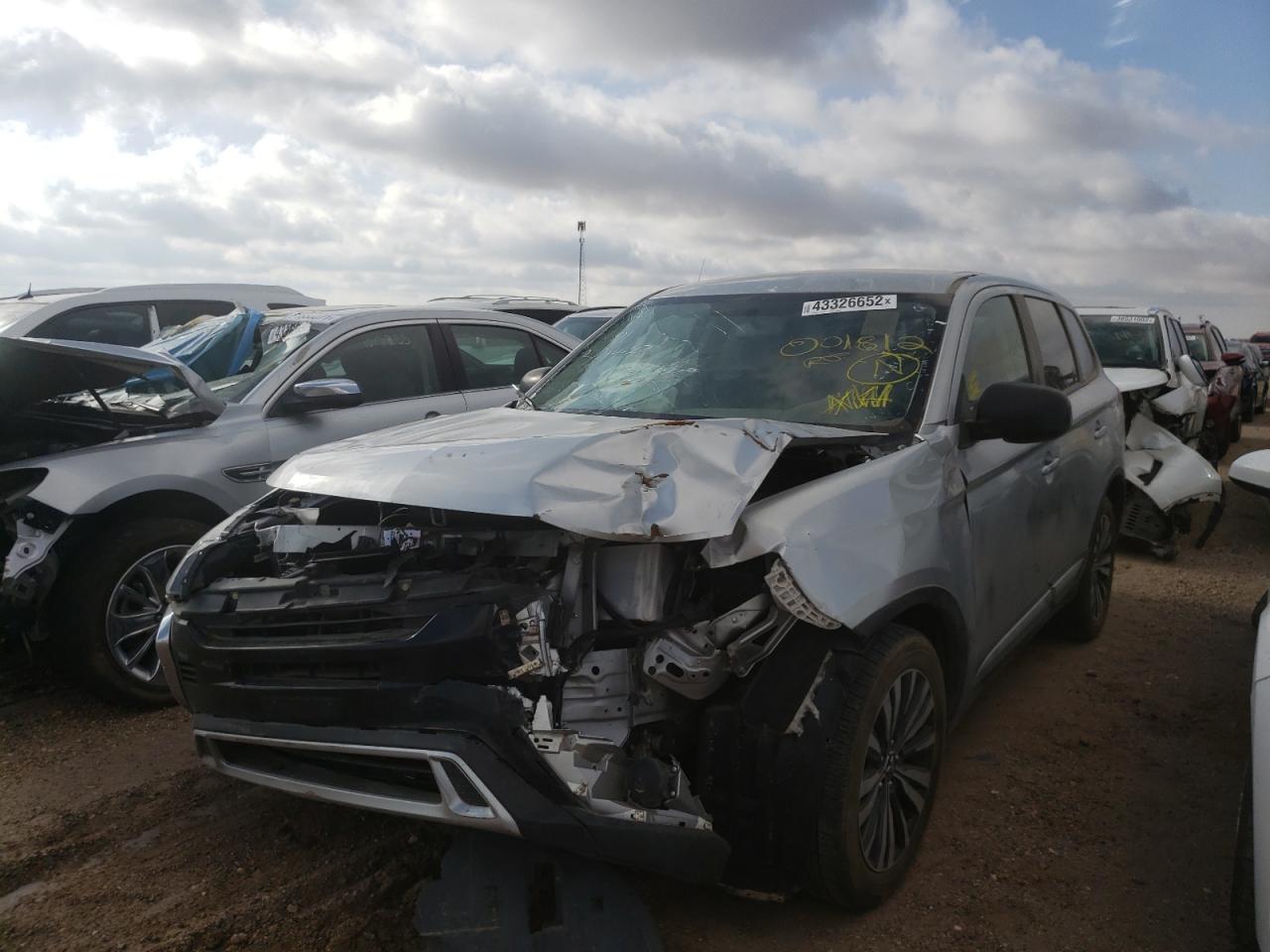 Photo 2 from auction – 2020 MITSUBISHI OUTLANDER with VIN JA4AD2A31LJ001812